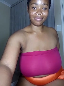LunaCovenn naked stripping on cam for live sex video chat