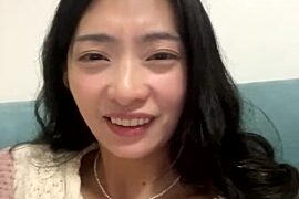 yolo-baby naked stripping on cam for live sex video chat