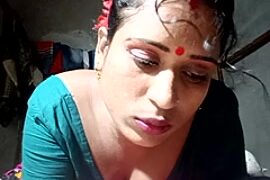 Cute-Pari22 nude stripping on webcam for live sex video chat