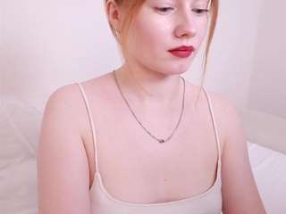 EmiliaSecret nude before webcam – Live Sex Chat
