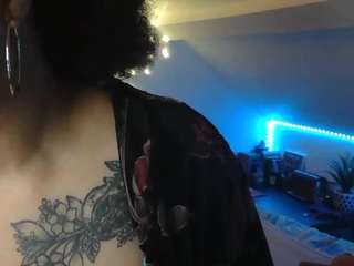 Eve nude before webcam – Live Sex Chat