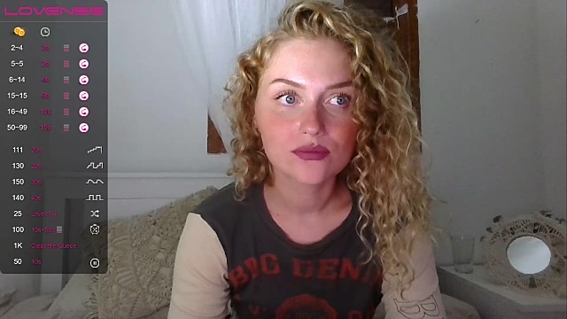 Goldloeckchen159 nude stripping on webcam for live sex video chat