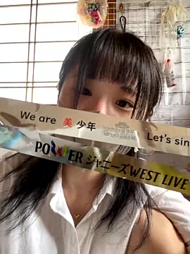 muuchi_19 nude stripping on webcam for live sex video chat