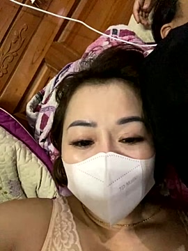 Bunny_wet18 nude stripping on webcam for live sex video chat