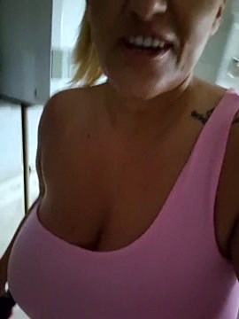 isabellaandtom nude stripping on webcam for live sex video chat