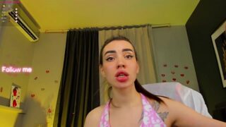 Kriss_babe nude stripping on webcam for live sex video chat