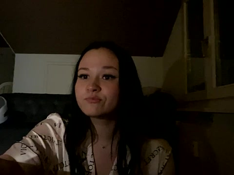 moon_fairyy nude stripping on webcam for live sex video chat