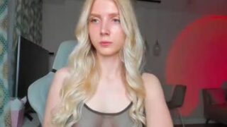 Alice nude before webcam – Live Sex Chat