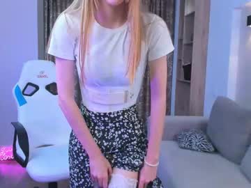 ♥ Cutie Julie ♥ nude before webcam – Live Sex Chat