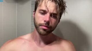 Edward aka Wolf nude before webcam – Live Sex Chat