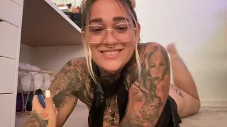 inkeddevilbabe nude stripping on webcam for live sex video chat