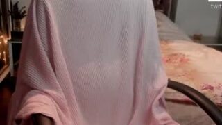Lila nude before webcam – Live Sex Chat