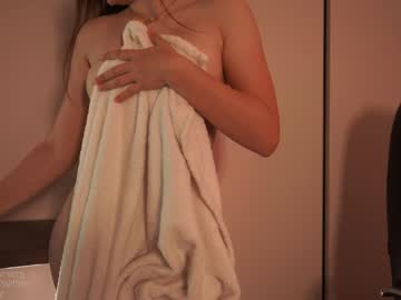 Milana nude before webcam – Live Sex Chat