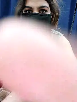 Pakistanicouple1997 nude stripping on webcam for live sex video chat