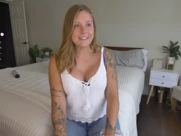 Reign nude before webcam – Live Sex Chat