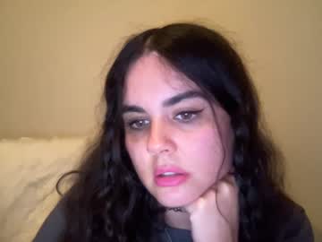 The Queen of Squirt nude before webcam – Live Sex Chat