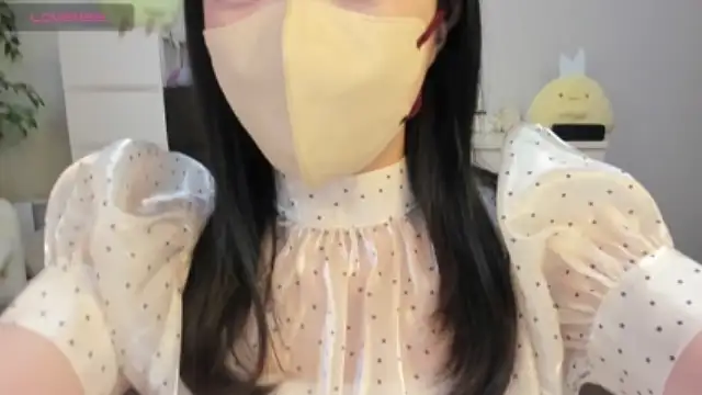 An_zu_chan nude stripping on webcam for live sex video chat