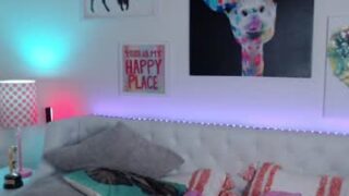 Holi Hurricane nude before webcam – Live Sex Chat