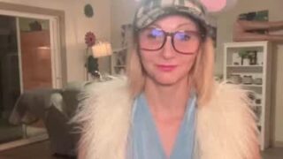 Kailee Smile nude before webcam – Live Sex Chat