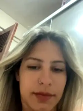 lariii_escobarr nude stripping on webcam for live sex video chat