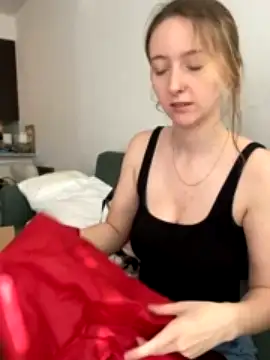 harliesage nude stripping on webcam for live sex video chat