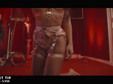 Lucie nude before webcam – Live Sex Chat