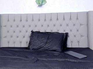 Samantha-Millerr nude before webcam – Live Sex Chat