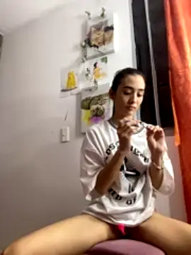 SaraTeen1 nude stripping on webcam for live sex video chat