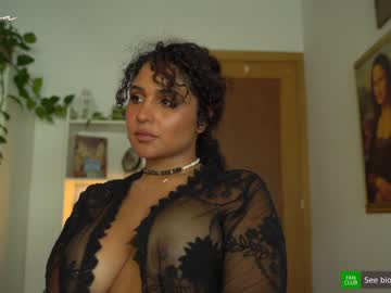 Valen nude before webcam – Live Sex Chat