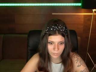 Alina nude before cam – Live Sex Chat