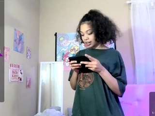 Alyssa-mitovi nude before cam – Live Sex Chat