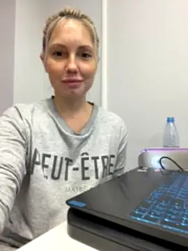 Chel_sea_ nude strip on webcam for live sex video chat