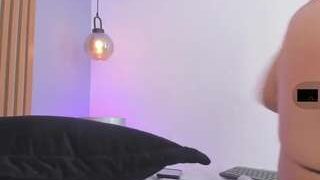 HAILEY nude before cam – Live Sex Chat