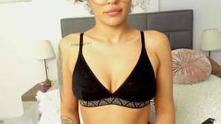 Moan4u nude before cam – Live Sex Chat