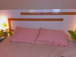 Rainnbow_ nude before webcam – Live Sex Chat