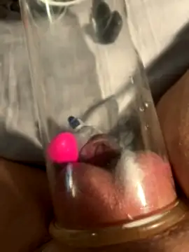 southerngirlplays nude strip on webcam for live sex video chat