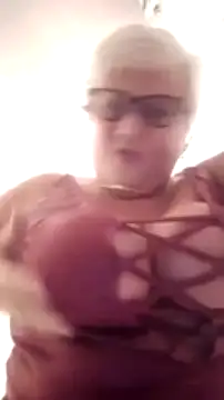 suesinner nude strip on webcam for live sex video chat