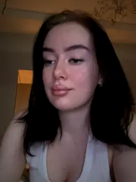 bbullyy nude strip on webcam for live sex video chat