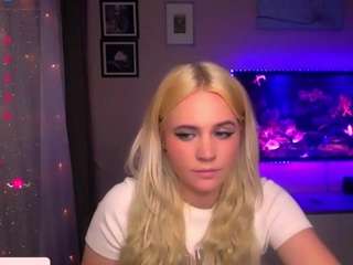 Blondekiss nude before cam – Live Sex Chat