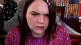 Emma-Grays nude before cam – Live Sex Chat