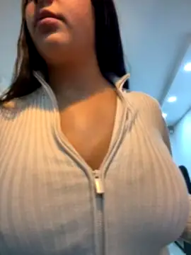 Hannahoff nude strip on webcam for live sex video chat