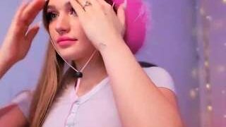 Holy Roxy nude before cam – Live Sex Chat