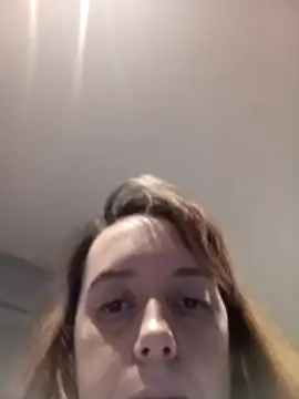 JuicyLucyy69 nude strip on webcam for live sex video chat