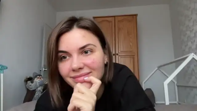 Meliassfuckslut nude strip on webcam for live sex video chat
