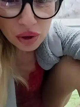 Monique_2023 nude strip on webcam for live sex video chat