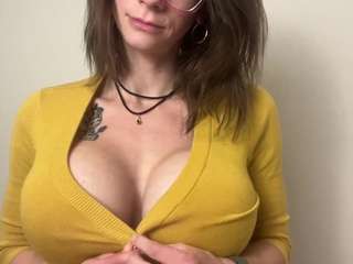 Naomi-Reah nude before cam – Live Sex Chat
