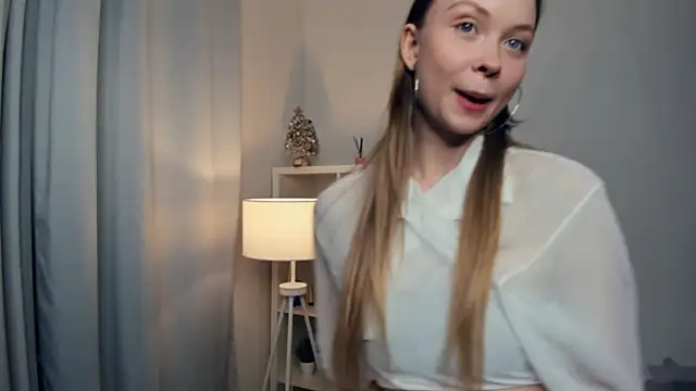 RitaAdamsf nude strip on webcam for live sex video chat