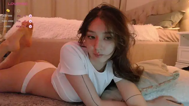 Sarasuo1 nude strip on webcam for live sex video chat