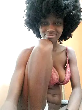 sweeetiepie- nude strip on webcam for live sex video chat