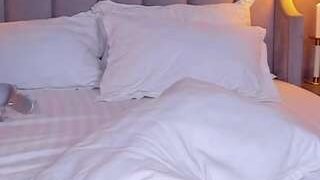 1good-girl nude on live sex chat